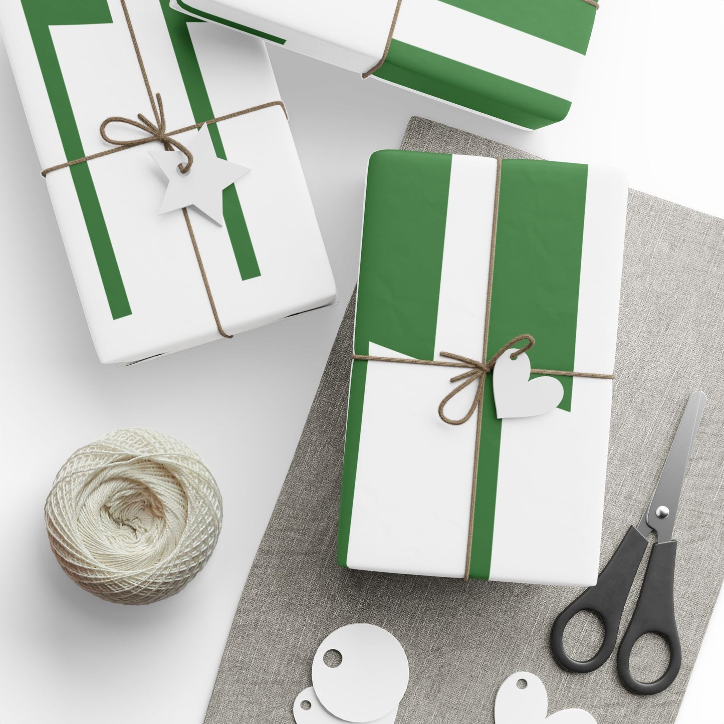 Chic Green Wrapping Paper, Modern Gift Wrap for Holidays, Birthdays, Eco-Friendly Packaging, Party Supplies, Creative Gift Ideas